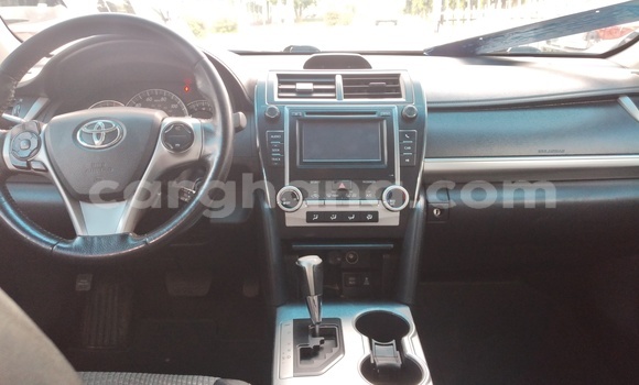 Ra Àlòkù Toyota Camry Red Ọkọ̀ in Tema ni Greater Accra Ra Àlòkù Toyota Camry Red Ọkọ̀ in Tema ni Greater Accra