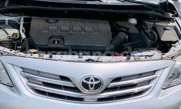 Sayi Na hannu Toyota Corolla White Mota in Accra a Greater Accra Sayi Na hannu Toyota Corolla White Mota in Accra a Greater Accra