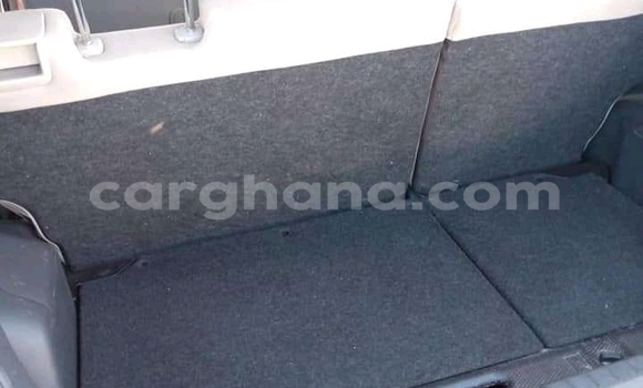 Sayi Na hannu Toyota Vitz Red Mota in Accra a Greater Accra Sayi Na hannu Toyota Vitz Red Mota in Accra a Greater Accra