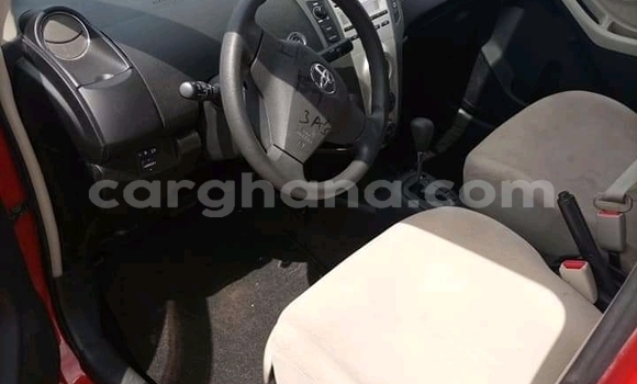 Sayi Na hannu Toyota Vitz Red Mota in Accra a Greater Accra Sayi Na hannu Toyota Vitz Red Mota in Accra a Greater Accra