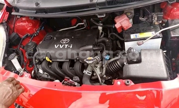 Sayi Na hannu Toyota Vitz Red Mota in Accra a Greater Accra Sayi Na hannu Toyota Vitz Red Mota in Accra a Greater Accra
