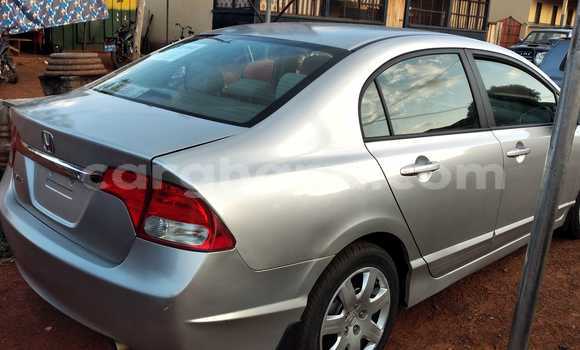 Ra Àlòkù Honda Civic Silver Ọkọ̀ in Tema ni Greater Accra Ra Àlòkù Honda Civic Silver Ọkọ̀ in Tema ni Greater Accra