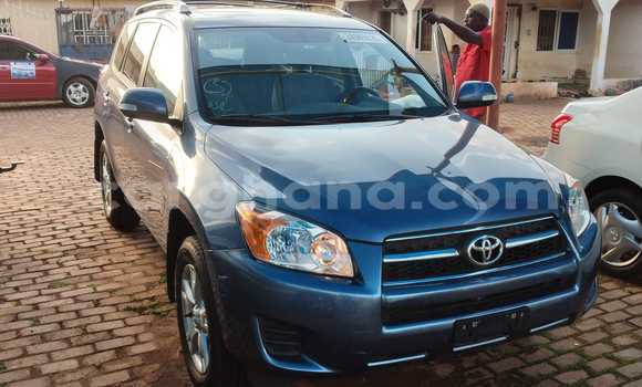 Sayi Na hannu Toyota RAV4 Blue Mota in Tema a Greater Accra
