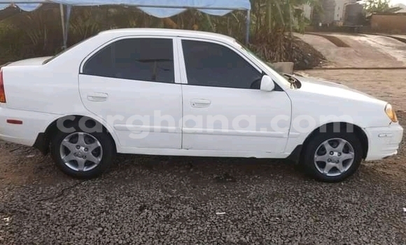 Ra Àlòkù Hyundai Accent Miiran Ọkọ̀ in Accra ni Greater Accra Ra Àlòkù Hyundai Accent Miiran Ọkọ̀ in Accra ni Greater Accra