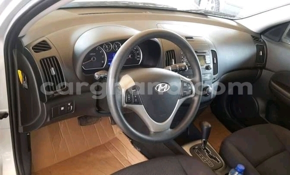 Ra Àlòkù Hyundai Elantra Miiran Ọkọ̀ in Accra ni Greater Accra Ra Àlòkù Hyundai Elantra Miiran Ọkọ̀ in Accra ni Greater Accra