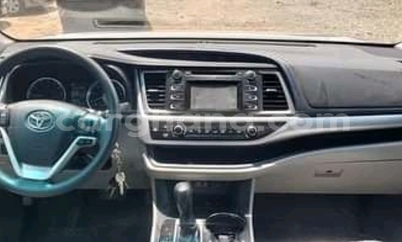 Buy Used Toyota RAV4 Silver Car in Accra in Greater Accra Buy Used Toyota RAV4 Silver Car in Accra in Greater Accra