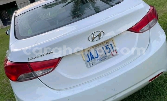 Buy Used Hyundai Elantra White Car in Accra in Greater Accra Buy Used Hyundai Elantra White Car in Accra in Greater Accra
