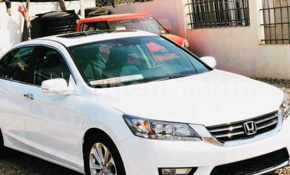 Buy Used Honda Accord White Car in Tema in Greater Accra Buy Used Honda Accord White Car in Tema in Greater Accra