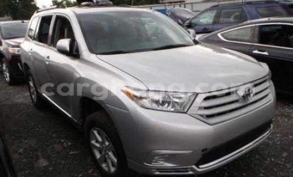 Buy Used Toyota Highlander Silver Car in Tema in Greater Accra