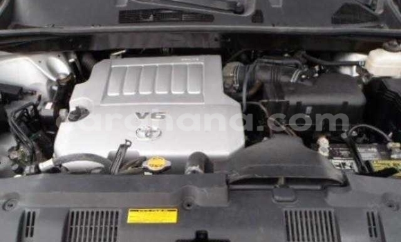 Ra Àlòkù Toyota Highlander Silver Ọkọ̀ in Tema ni Greater Accra Ra Àlòkù Toyota Highlander Silver Ọkọ̀ in Tema ni Greater Accra
