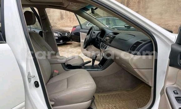 Buy Used Toyota Camry White Car in Accra in Greater Accra Buy Used Toyota Camry White Car in Accra in Greater Accra