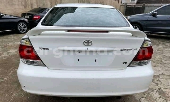 Buy Used Toyota Camry White Car in Accra in Greater Accra Buy Used Toyota Camry White Car in Accra in Greater Accra