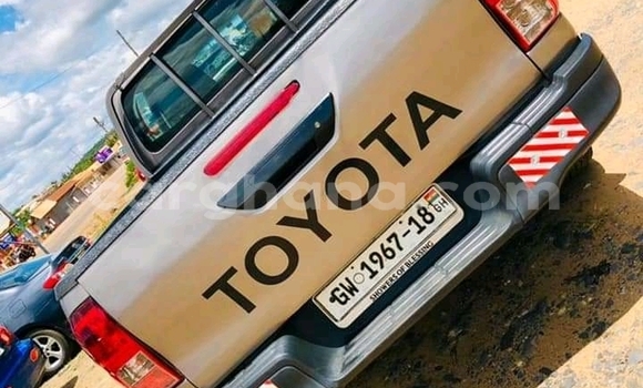 Ra Àlòkù Toyota Tacoma Silver Ọkọ̀ in Accra ni Greater Accra Ra Àlòkù Toyota Tacoma Silver Ọkọ̀ in Accra ni Greater Accra