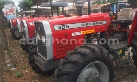 Buy Used Mercedes-Benz C250 coupe Red Car in Accra in Greater Accra