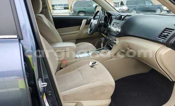 Ra Àlòkù Toyota Highlander Blue Ọkọ̀ in Tema ni Greater Accra Ra Àlòkù Toyota Highlander Blue Ọkọ̀ in Tema ni Greater Accra