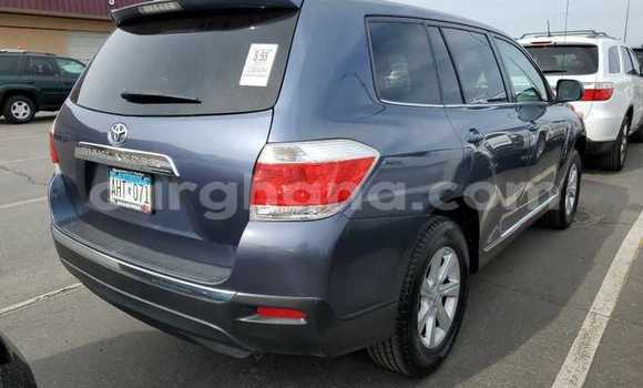 Ra Àlòkù Toyota Highlander Blue Ọkọ̀ in Tema ni Greater Accra Ra Àlòkù Toyota Highlander Blue Ọkọ̀ in Tema ni Greater Accra