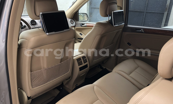 Ra Àlòkù Mercedes‒Benz GL-klasse Alagara Ọkọ̀ in Abokobi ni Greater Accra Ra Àlòkù Mercedes‒Benz GL-klasse Alagara Ọkọ̀ in Abokobi ni Greater Accra