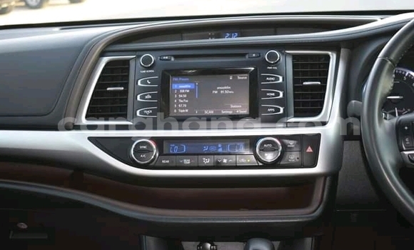 Ra Àlòkù Toyota Corolla Verso Black Ọkọ̀ in Accra ni Greater Accra Ra Àlòkù Toyota Corolla Verso Black Ọkọ̀ in Accra ni Greater Accra