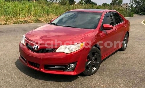 Sayi Na hannu Toyota Corolla Red Mota in Accra a Greater Accra