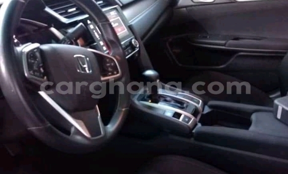 Sayi Na hannu Honda Civic Red Mota in Accra a Greater Accra Sayi Na hannu Honda Civic Red Mota in Accra a Greater Accra