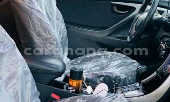 Ra Àlòkù Hyundai Elantra funfun Ọkọ̀ in Sekondi–Takoradi Metropolitan ni Oorun Ra Àlòkù Hyundai Elantra funfun Ọkọ̀ in Sekondi–Takoradi Metropolitan ni Oorun