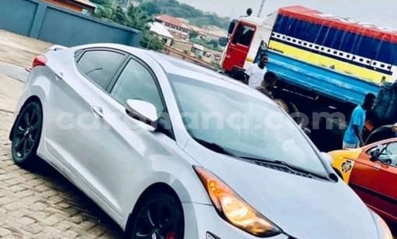 Ra Àlòkù Hyundai Elantra funfun Ọkọ̀ in Sekondi–Takoradi Metropolitan ni Oorun Ra Àlòkù Hyundai Elantra funfun Ọkọ̀ in Sekondi–Takoradi Metropolitan ni Oorun
