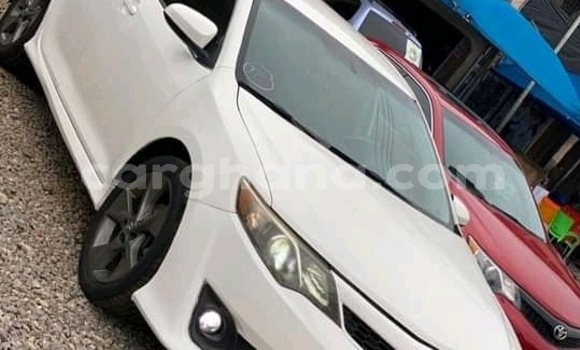 Buy Used Toyota Camry (Japan) White Car in Sekondi–Takoradi Metropolitan in Western Buy Used Toyota Camry (Japan) White Car in Sekondi–Takoradi Metropolitan in Western