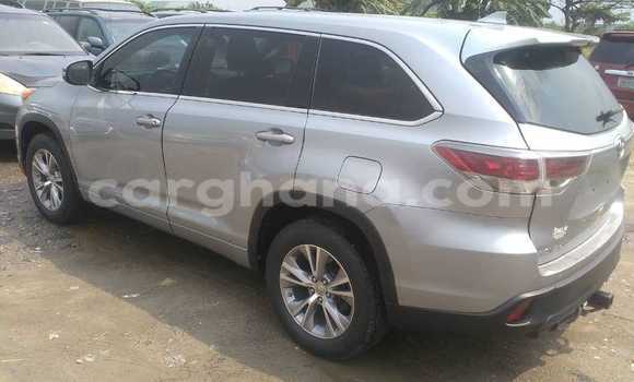 Buy Used Toyota Highlander Silver Car in Tema in Greater Accra Buy Used Toyota Highlander Silver Car in Tema in Greater Accra