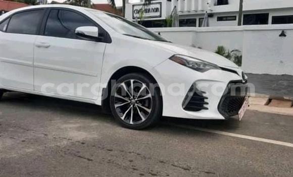 Buy Used Toyota Corolla White Car in Accra in Greater Accra Buy Used Toyota Corolla White Car in Accra in Greater Accra