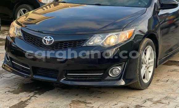 Sayi Na hannu Toyota Camry Black Mota in Tema a Greater Accra