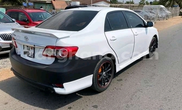 Buy Used Toyota Corolla II White Car in Accra in Greater Accra Buy Used Toyota Corolla II White Car in Accra in Greater Accra
