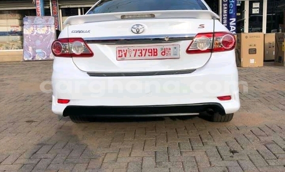 Buy Used Toyota Corolla White Car in Accra in Greater Accra
