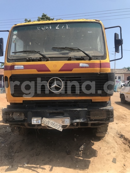 Big with watermark mercedes benz tipper greater accra accra 37132