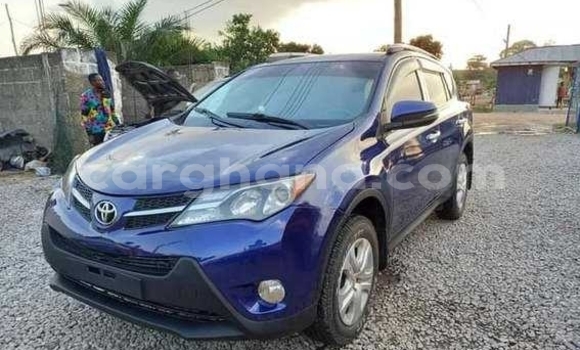 Sayi Na hannu Toyota RAV4 Blue Mota in Tema a Greater Accra