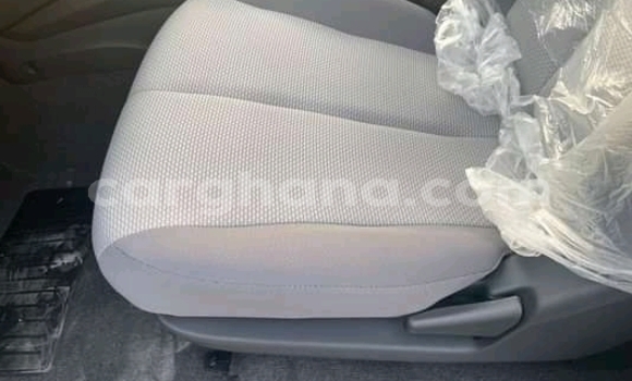 Buy Used Mitsubishi L200 Beige Car in Sekondi–Takoradi Metropolitan in Western Buy Used Mitsubishi L200 Beige Car in Sekondi–Takoradi Metropolitan in Western