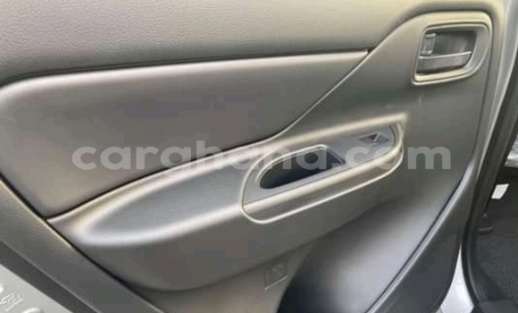 Buy Used Mitsubishi L200 Beige Car in Sekondi–Takoradi Metropolitan in Western Buy Used Mitsubishi L200 Beige Car in Sekondi–Takoradi Metropolitan in Western