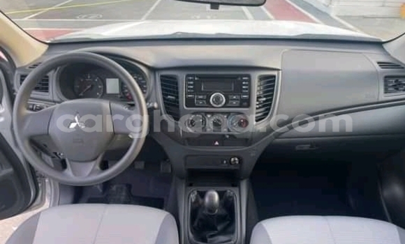Buy Used Mitsubishi L200 Beige Car in Sekondi–Takoradi Metropolitan in Western Buy Used Mitsubishi L200 Beige Car in Sekondi–Takoradi Metropolitan in Western