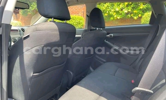 Sayi Na hannu Pontiac Vibe White Mota in Accra a Greater Accra Sayi Na hannu Pontiac Vibe White Mota in Accra a Greater Accra