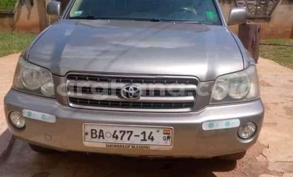 Sayi Na hannu Toyota RAV4 White Mota in Accra a Greater Accra Sayi Na hannu Toyota RAV4 White Mota in Accra a Greater Accra