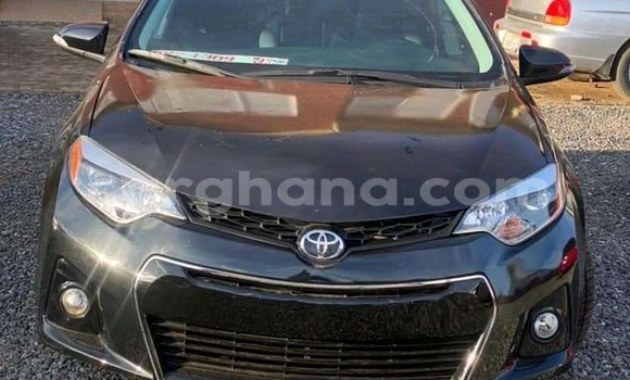 Sayi Na hannu Toyota Corolla Black Mota in Accra a Greater Accra