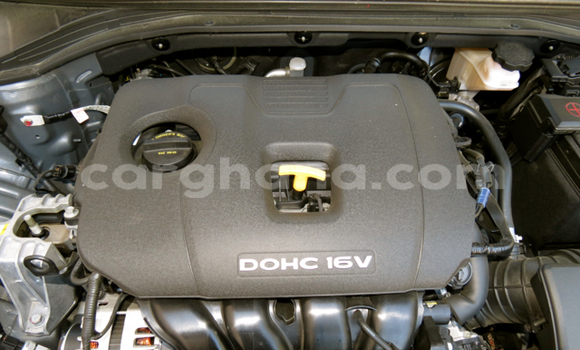 Sayi Na hannu Hyundai Elantra Azurfa Mota in Adenta a Greater Accra Sayi Na hannu Hyundai Elantra Azurfa Mota in Adenta a Greater Accra