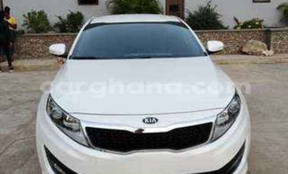 Sayi Na hannu Kia Optima White Mota in Tema a Greater Accra