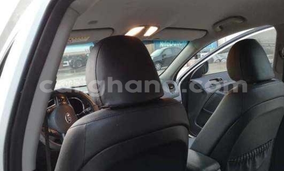 Sayi Na hannu Kia Optima White Mota in Tema a Greater Accra Sayi Na hannu Kia Optima White Mota in Tema a Greater Accra