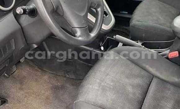 Buy Used Pontiac Vibe Silver Car in Tema in Greater Accra Buy Used Pontiac Vibe Silver Car in Tema in Greater Accra