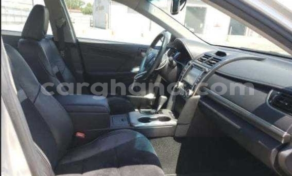 Ra Àlòkù Toyota Camry Silver Ọkọ̀ in Tema ni Greater Accra Ra Àlòkù Toyota Camry Silver Ọkọ̀ in Tema ni Greater Accra