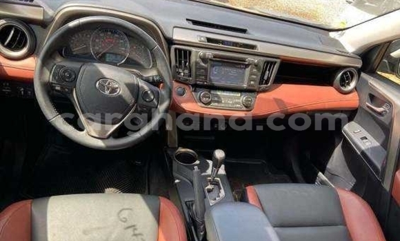 Sayi Na hannu Toyota RAV4 Blue Mota in Tema a Greater Accra Sayi Na hannu Toyota RAV4 Blue Mota in Tema a Greater Accra
