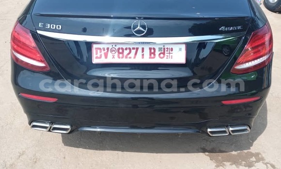 Sayi Na hannu Mercedes-Benz E-Classe Black Mota in Tema a Greater Accra Sayi Na hannu Mercedes-Benz E-Classe Black Mota in Tema a Greater Accra