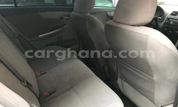 Ra Àlòkù Toyota Corolla Silver Ọkọ̀ in Tema ni Greater Accra Ra Àlòkù Toyota Corolla Silver Ọkọ̀ in Tema ni Greater Accra