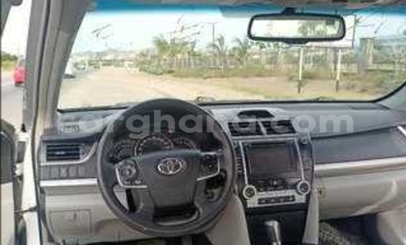 Sayi Na hannu Toyota Camry Azurfa Mota in Tema a Greater Accra Sayi Na hannu Toyota Camry Azurfa Mota in Tema a Greater Accra