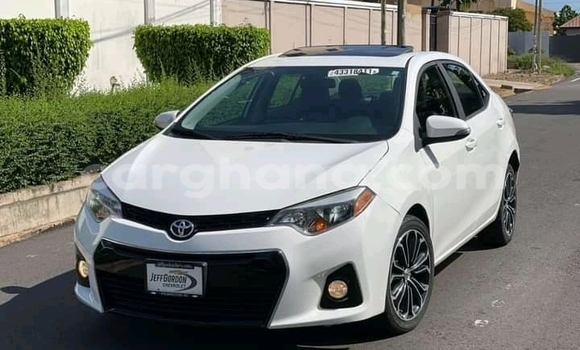 Buy Used Toyota Corolla White Car in Accra in Greater Accra